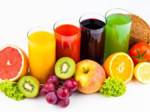 Fresh-juices-fruits