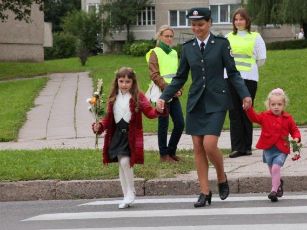 policija