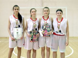 sveksna sportas merginu komanda Kretinga 1