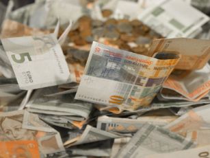 money-2165758 1280