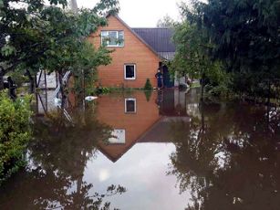 Potvynis apsemtas_namas_Zemaiciu_Naumiestyje