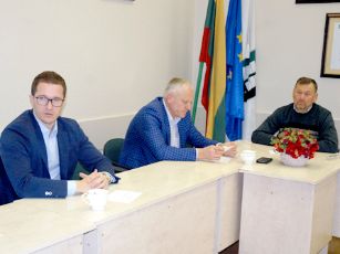 KONTEINERIU BUDRIKIS