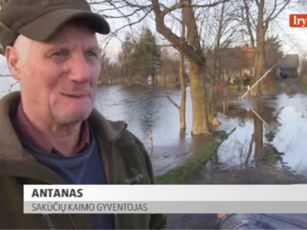 Potvynis Sakuciu_kaimo_gyventojas_Antanas