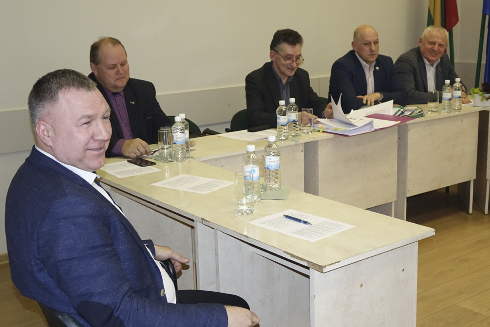 UOSTAS VISINSKO__INFO_1